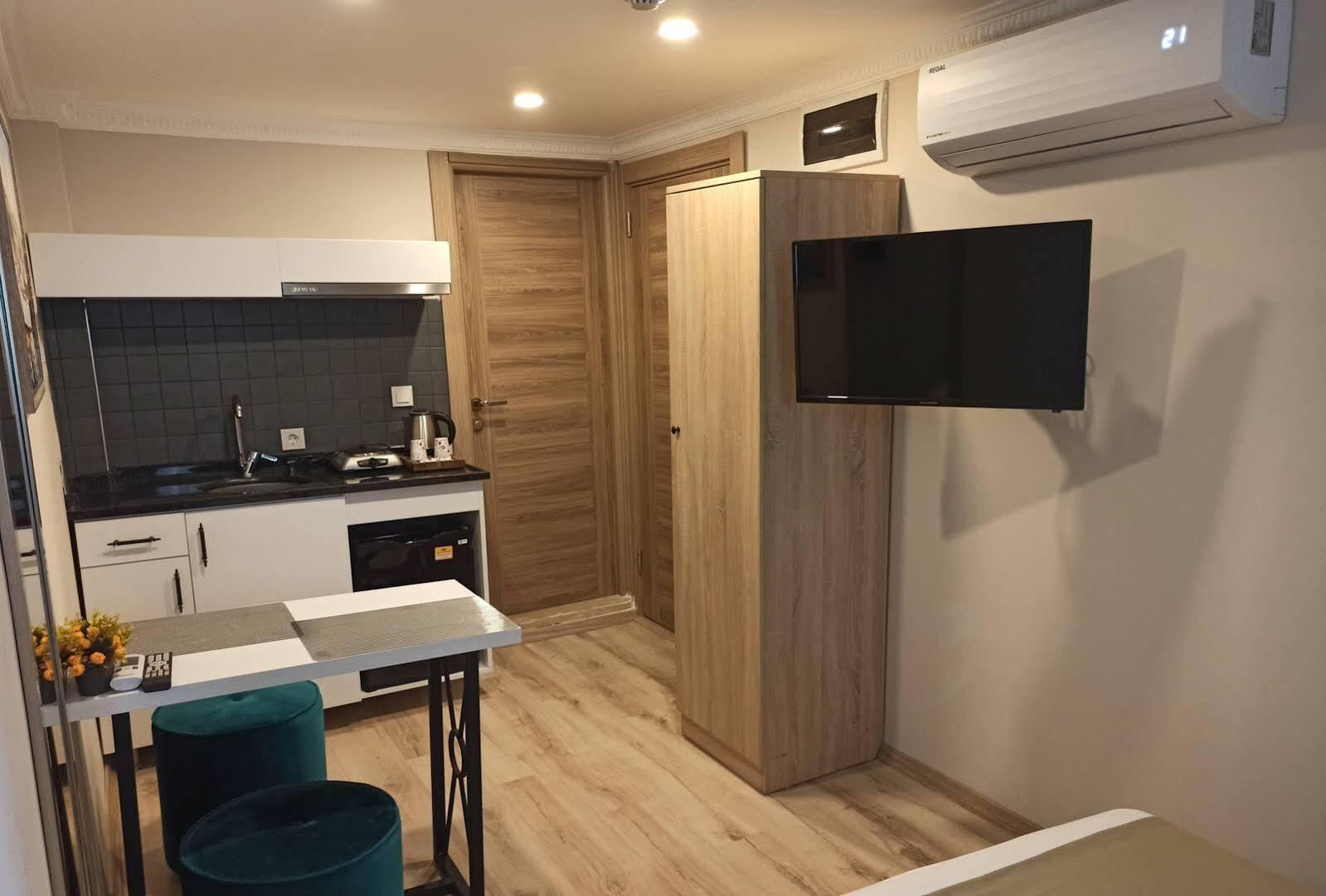 Cadde Suite Bakirkoey Истанбул Екстериор снимка