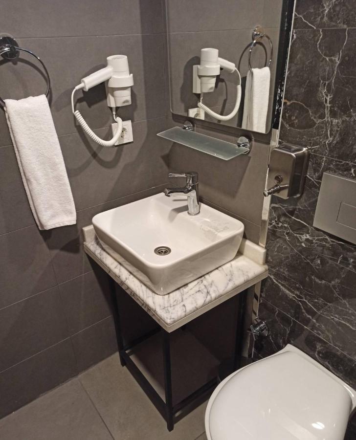 Cadde Suite Bakirkoey Истанбул Екстериор снимка